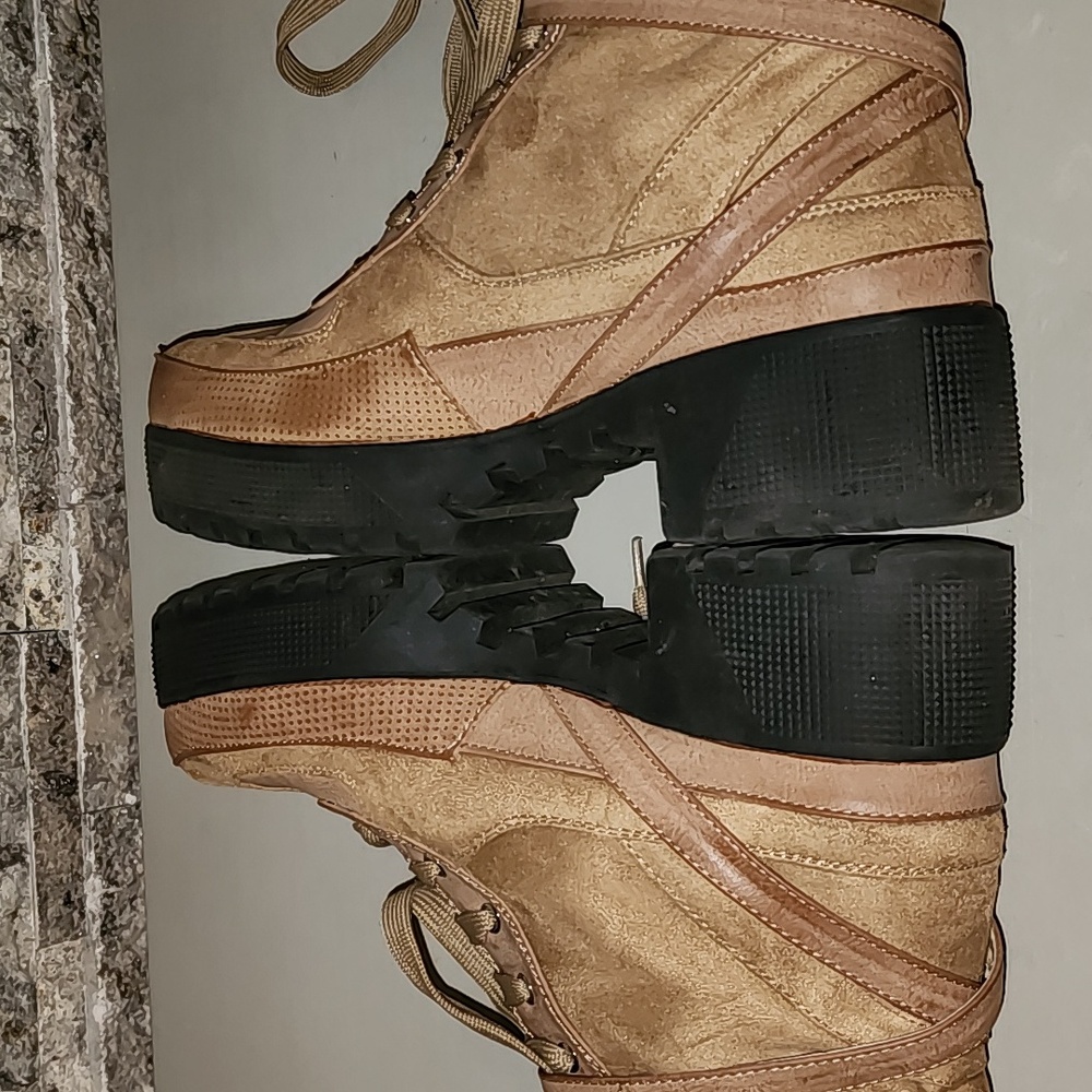 Azalea Wang Tan Boots - Picture 7 of 11